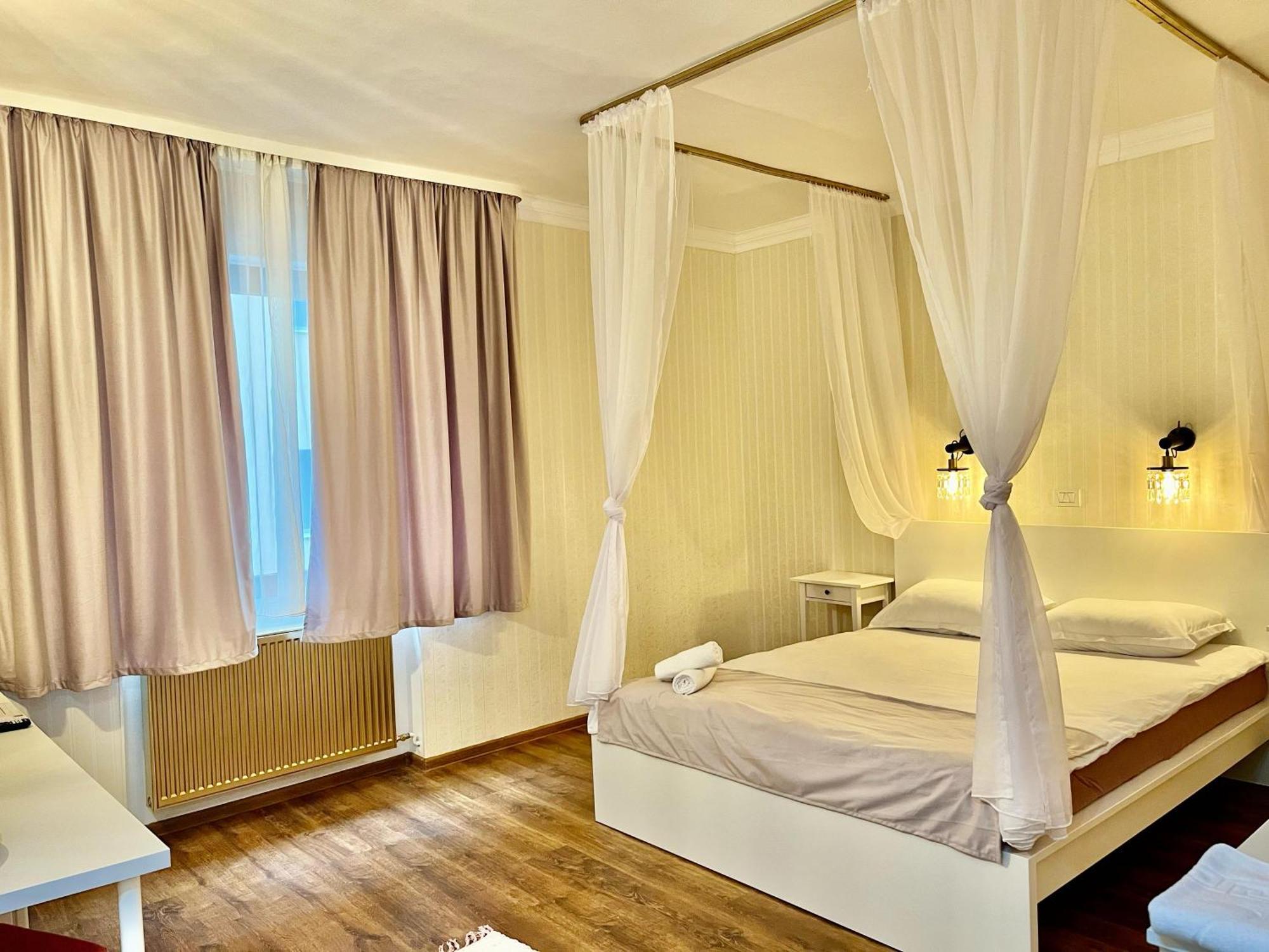 Cozy Hideout - Condo Hotel Timisoara Ngoại thất bức ảnh