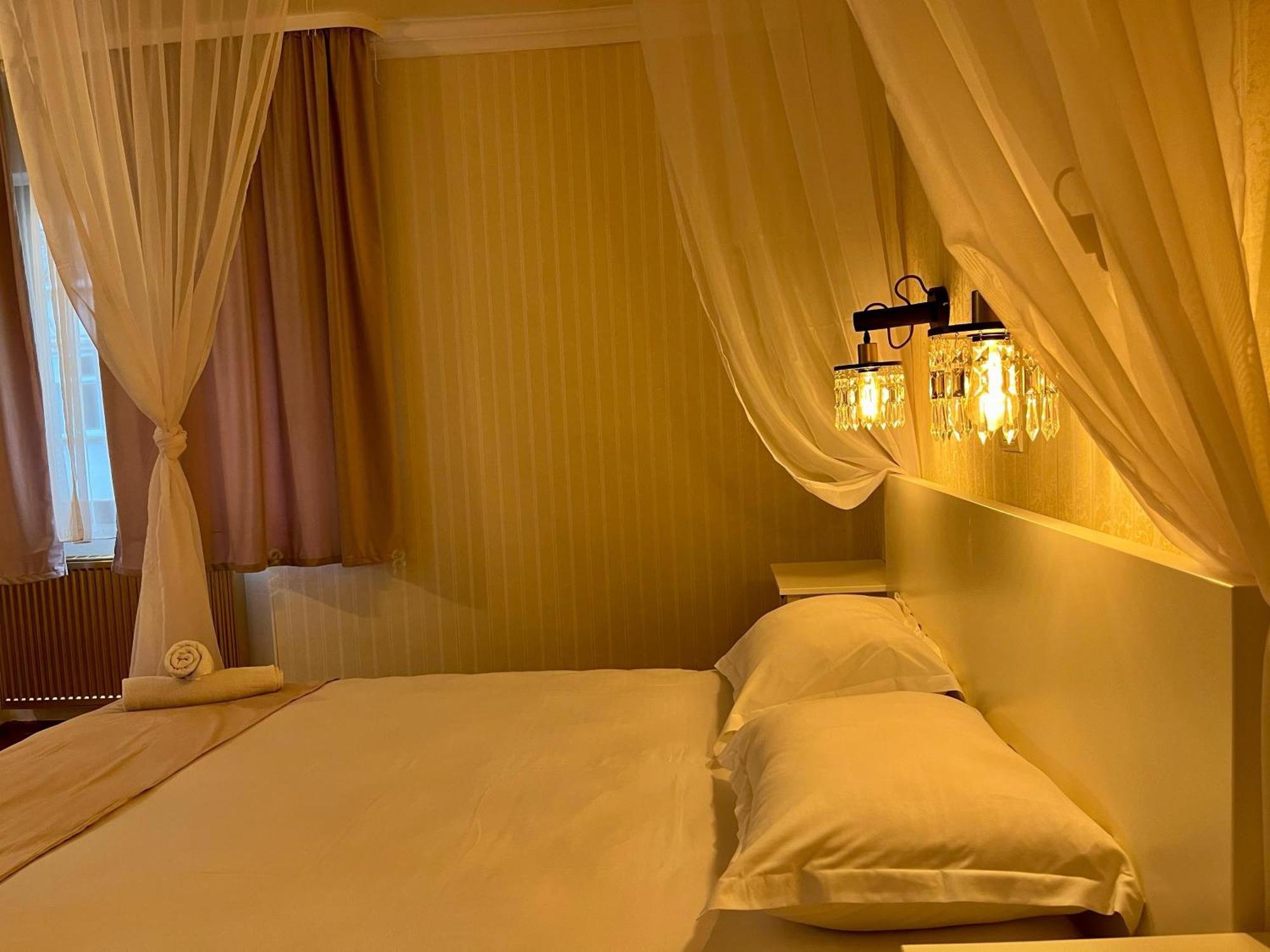 Cozy Hideout - Condo Hotel Timisoara Ngoại thất bức ảnh
