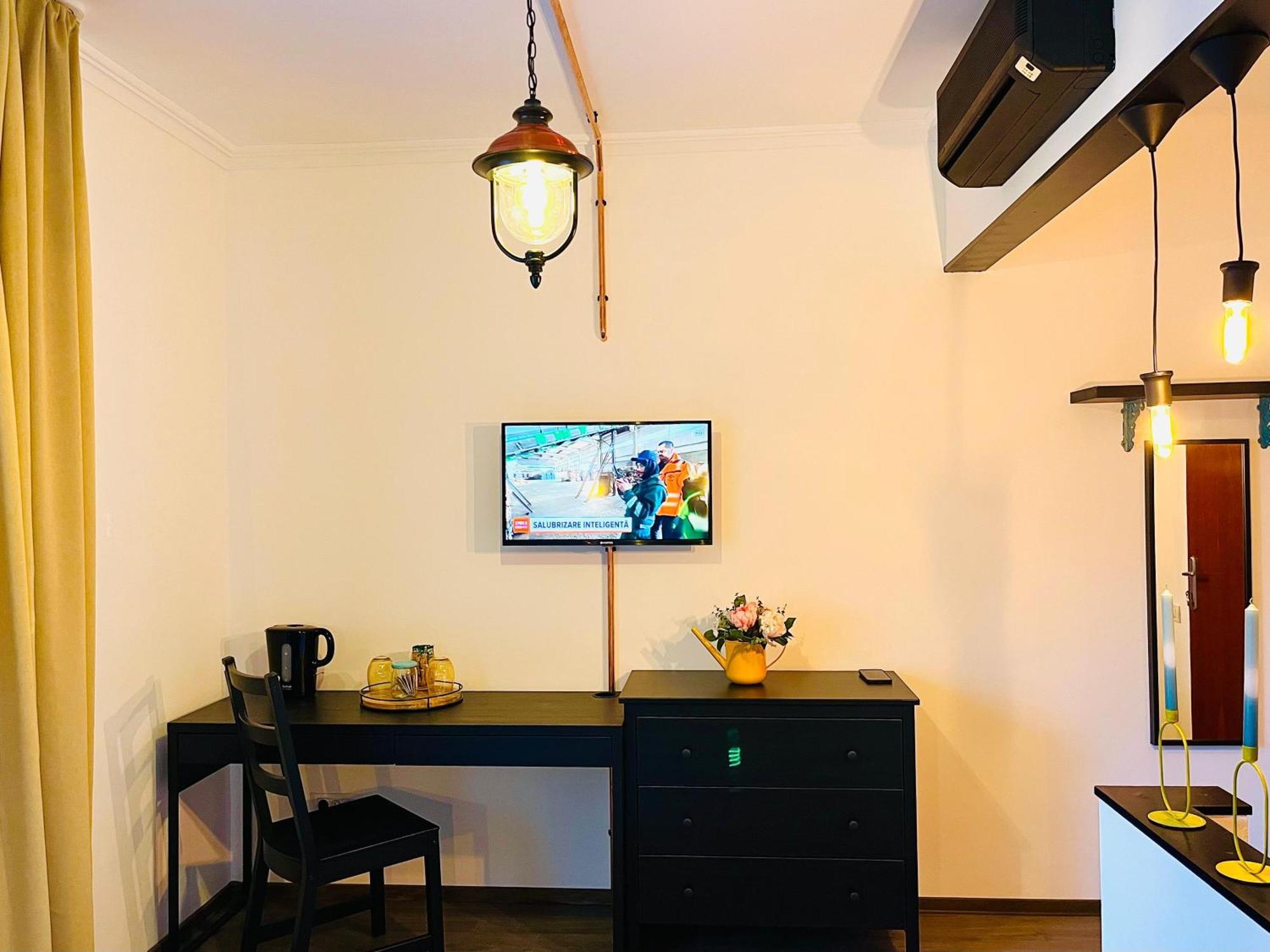 Cozy Hideout - Condo Hotel Timisoara Ngoại thất bức ảnh