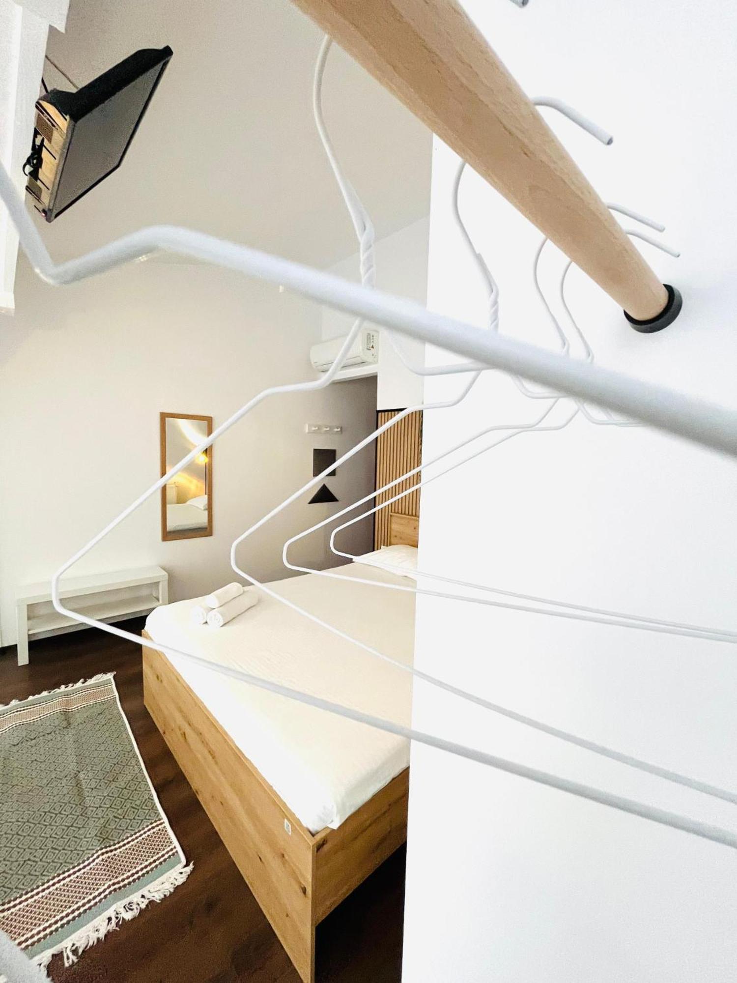 Cozy Hideout - Condo Hotel Timisoara Ngoại thất bức ảnh