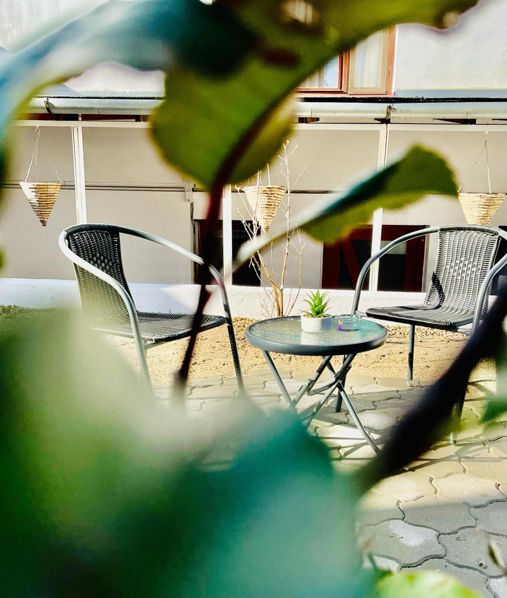 Cozy Hideout - Condo Hotel Timisoara Ngoại thất bức ảnh