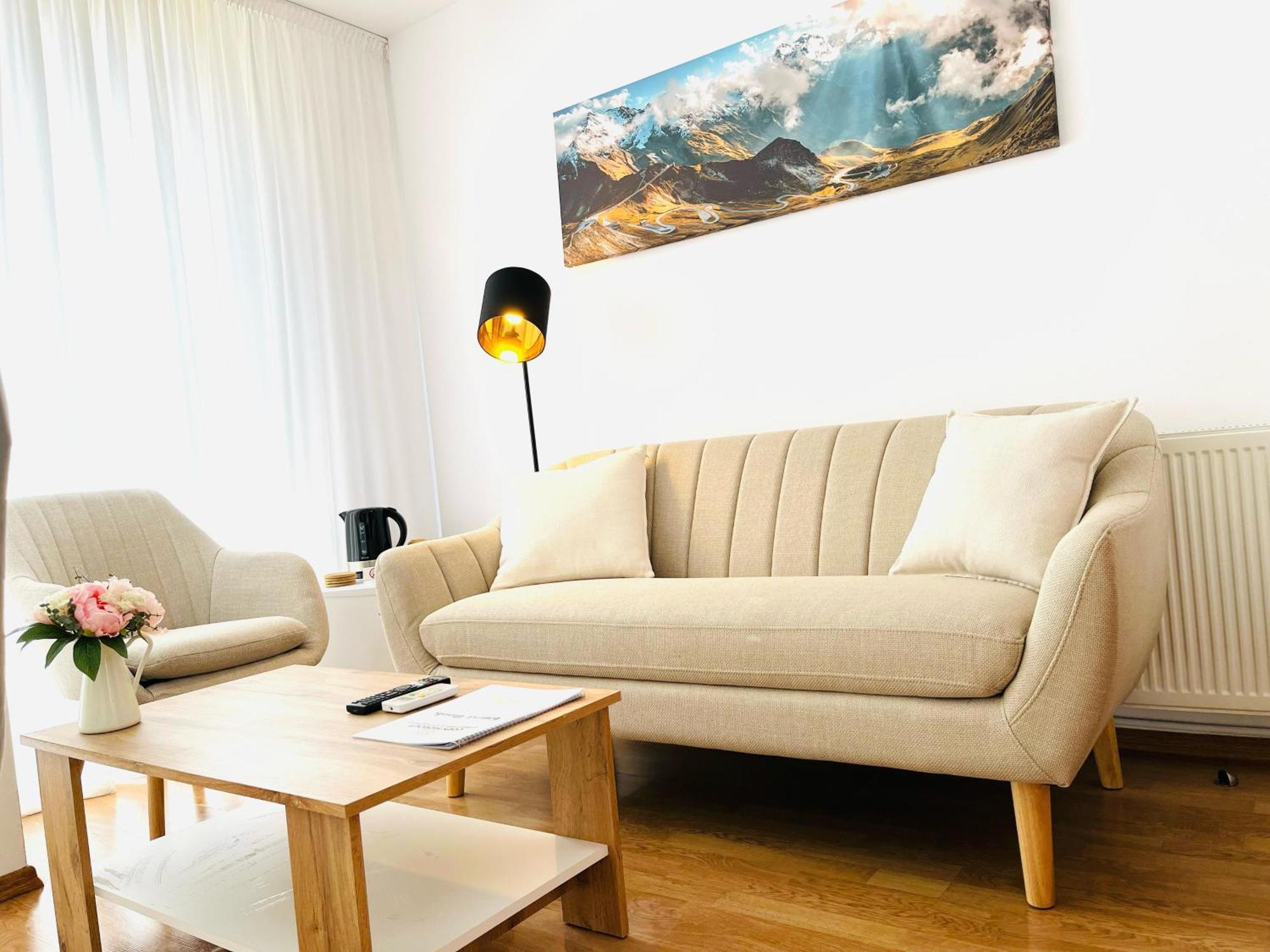 Cozy Hideout - Condo Hotel Timisoara Ngoại thất bức ảnh